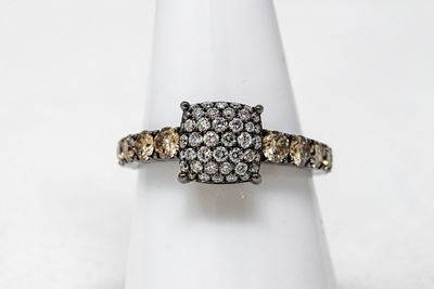 Anello in Oro Brunito, Pavé di Diamanti Centrale e Diamanti Brown sul Gambo