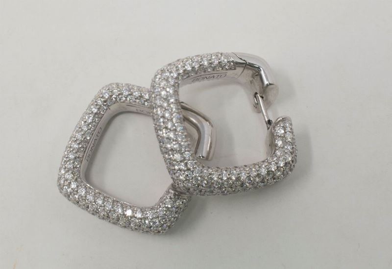 Orecchini Squadrati in Oro Bianco Pavé di Brillanti