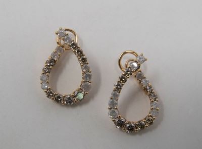 Orecchini a Goccia in Oro Giallo, Diamanti Brown e Ice