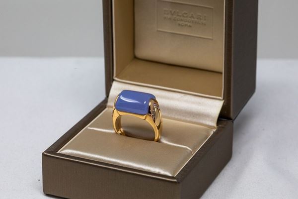 Bulgari anello in oro rosa con calcedonio e brillanti