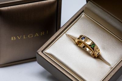 Bulgari Anello in Oro Rosa con Tsavorite e Zaffiri
