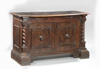Cassettone in Legno di Noce