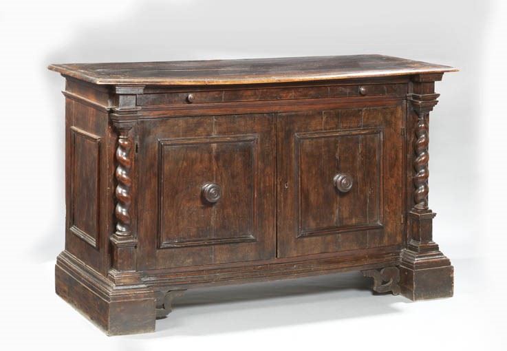 Cassettone in Legno di Noce