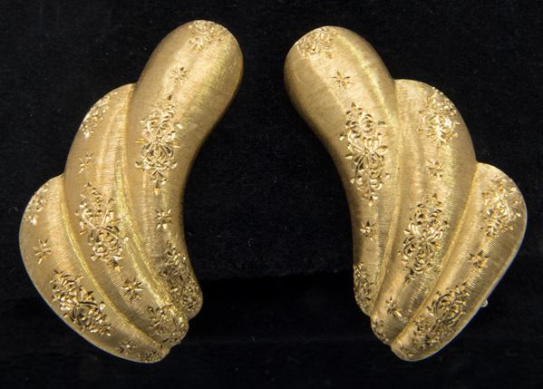 Buccellati orecchini a clips in oro giallo satinato  - Auction Jewels and Watches - Casa d'aste Farsettiarte