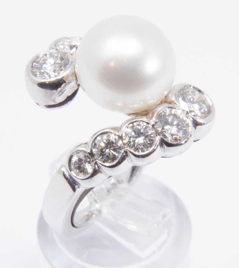Anello in Oro Bianco, Perla e Brillanti