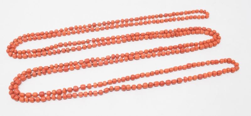 Lunga Collana in Corallo