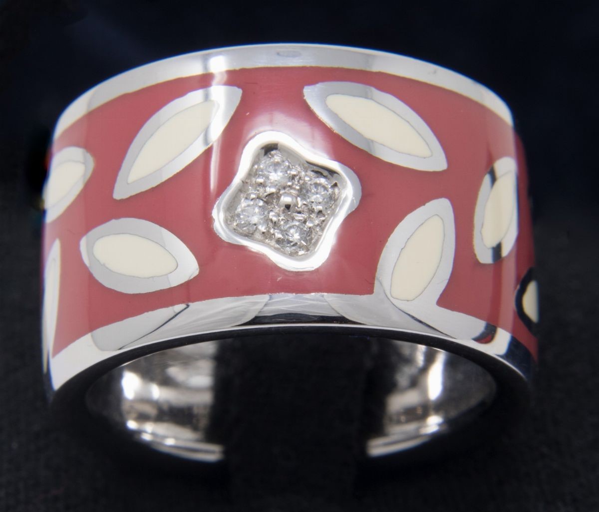 Anello a Fascia in Oro Bianco con Smalti e Brillanti