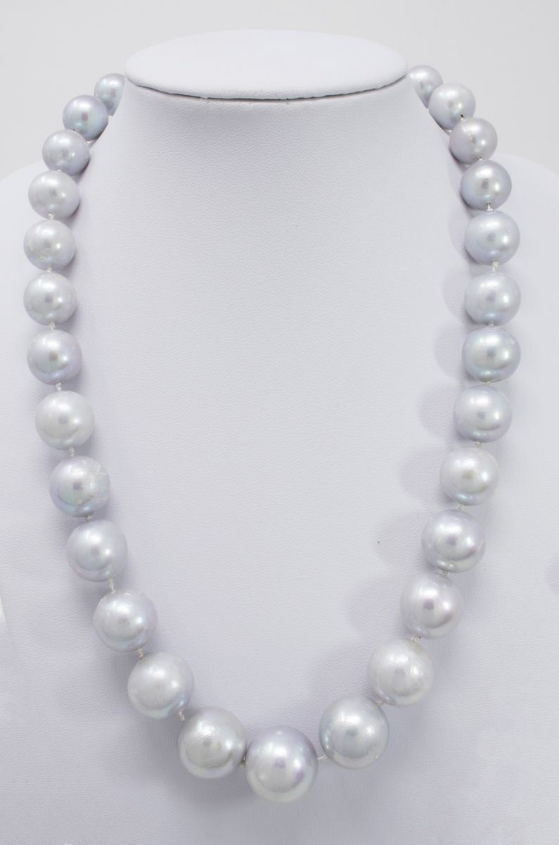 Collana Girocollo di Perle Grigie in Gradazione