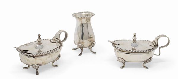 Tre oggetti in argento  - Asta L'Arte della Tavola - Casa d'aste Farsettiarte