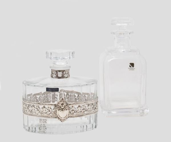 Due bottiglie da liquore con tappi in cristallo incolore intagliato  - Asta L'Arte della Tavola - Casa d'aste Farsettiarte