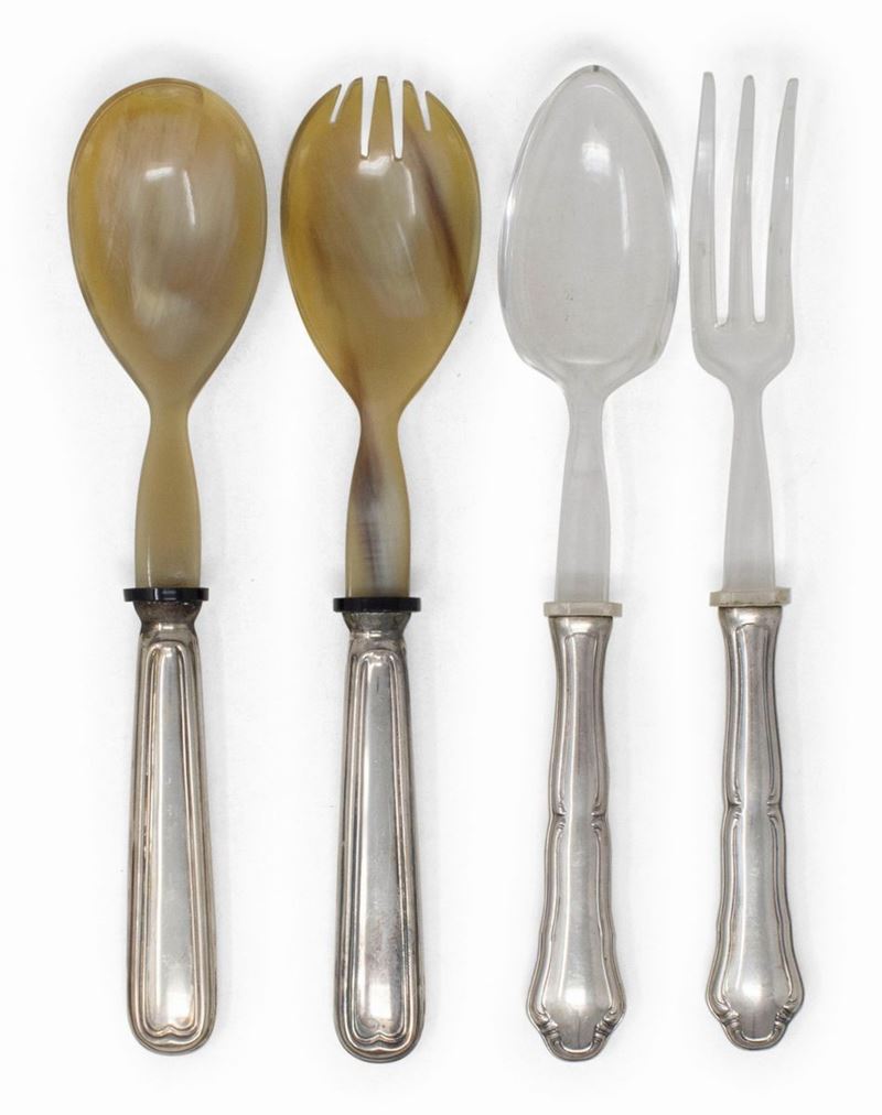 Due Diverse Coppie di Posate da Insalata in Corno e Plexiglass con Manici in Argento