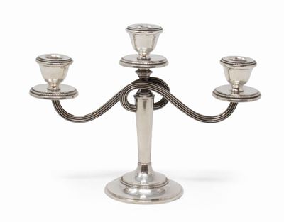 Candelabro a Tre Fiamme in Argento
