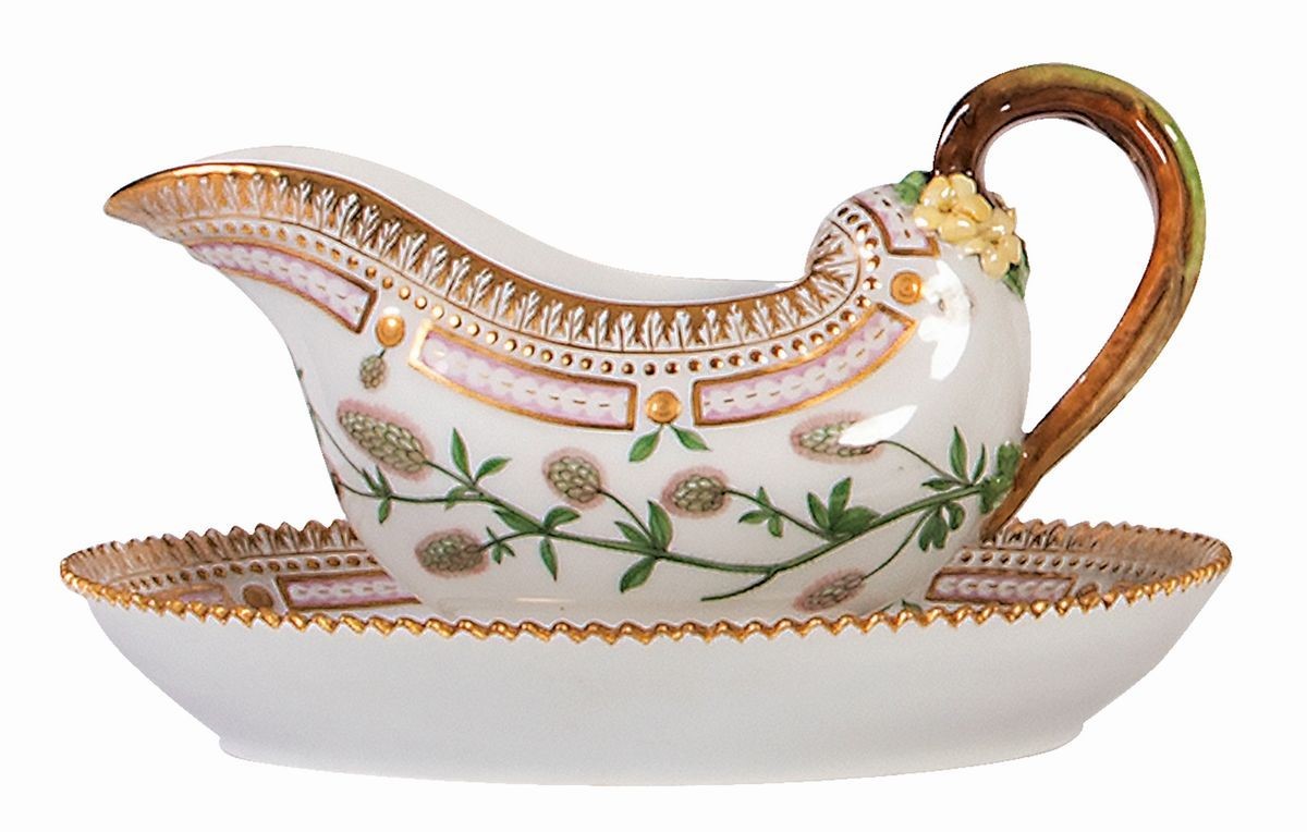 Eccezionale Servizio da Tavola in Porcellana Policroma e Dorata Royal Copenhagen «flora Danica», ...