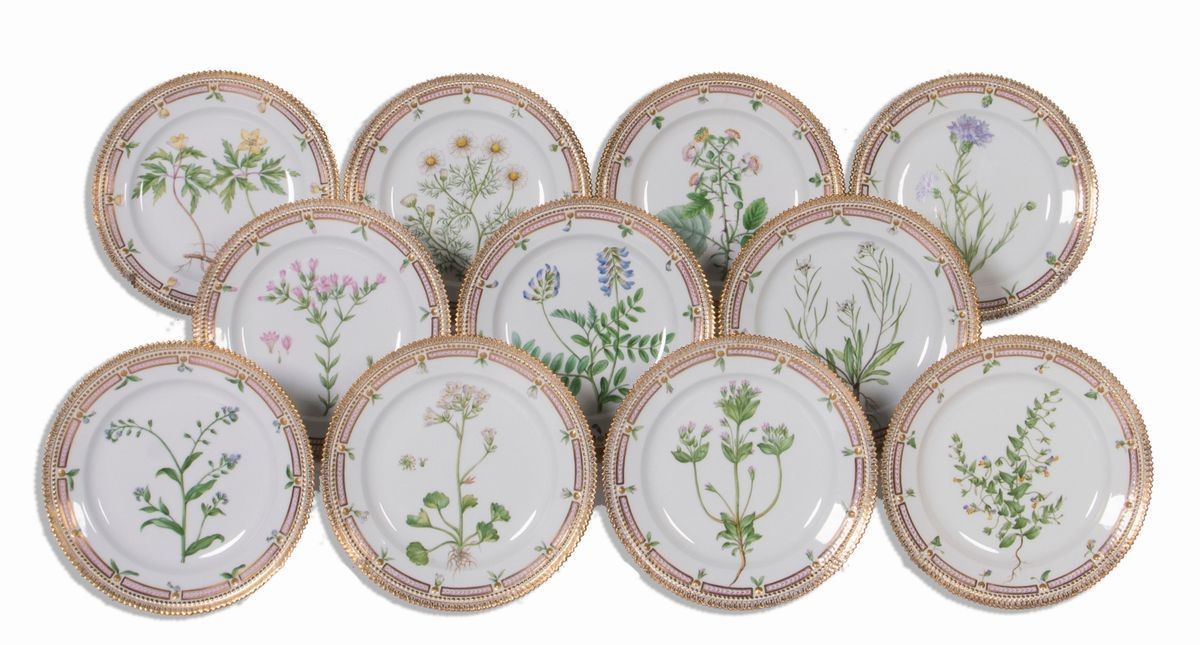 Prestigioso Servizio da Tavola in Porcellana Royal Copenhagen «flora Danica», Prima Metà del XX S...