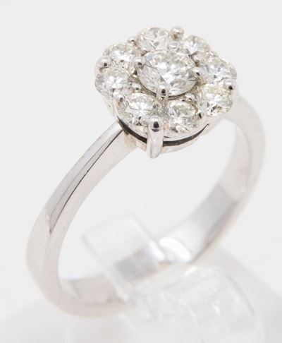 Anello a Margherita in Oro Bianco e Diamanti Taglio Brillante
