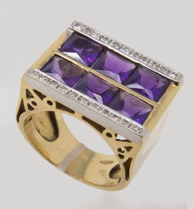 Anello in Oro Giallo e Bianco con Ametiste e Brillanti