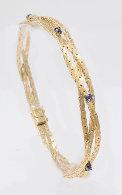 Bracciale in Oro Giallo a Maglia Intrecciata con Piccoli Zaffiri