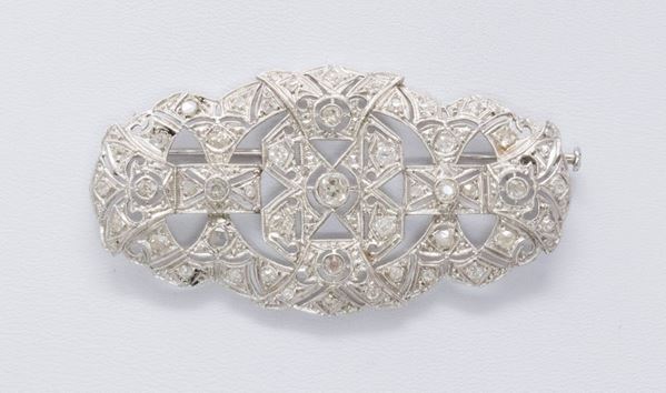 Spilla ovale in oro bianco e diamanti
