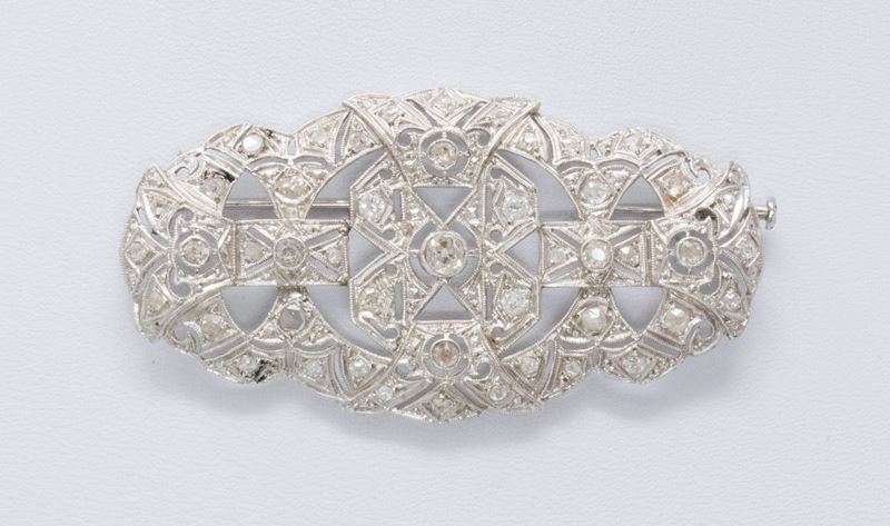 Spilla Ovale in Oro Bianco e Diamanti