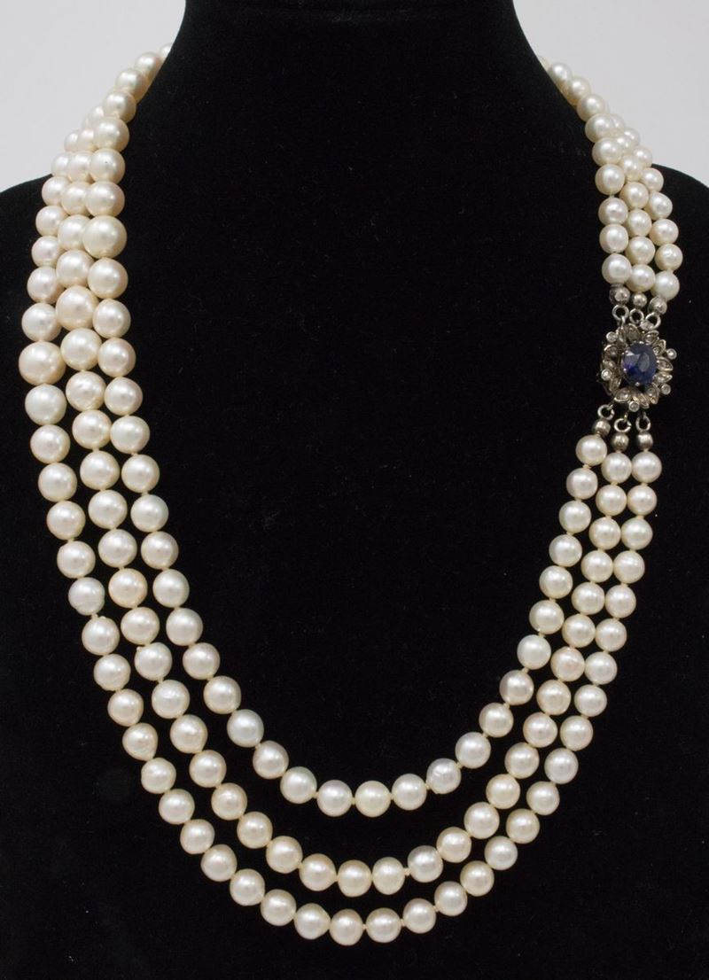 Collana di Perle con Zaffiro e Rose di Diamante