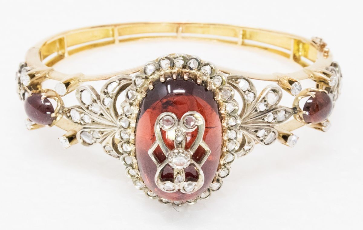 Bracciale Rigido in Oro Giallo, Argento, Ambra, Rose di Diamante e Piccoli Brillanti