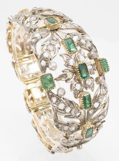 Bracciale a Fascia Semirigida in Oro e Argento con Rose di Diamante e Smeraldi