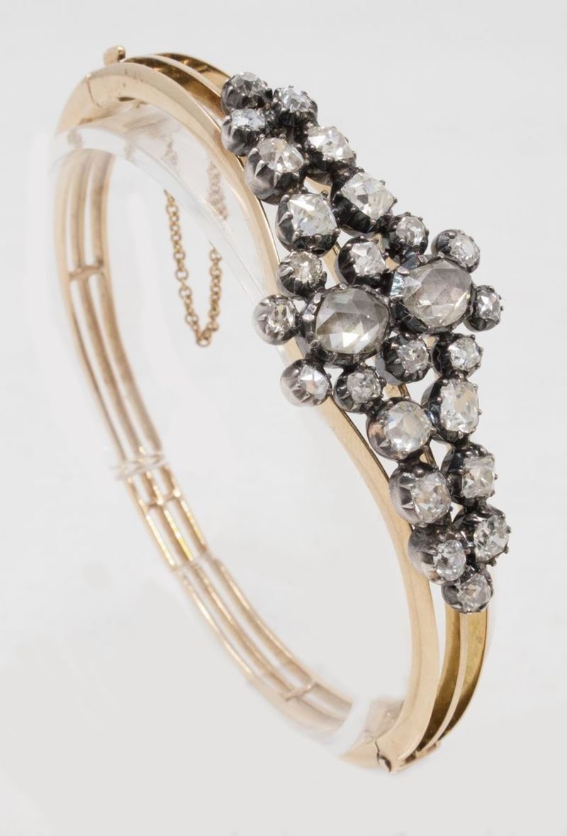 Bracciale Rigido in Oro Rosa, Argento e Diamanti