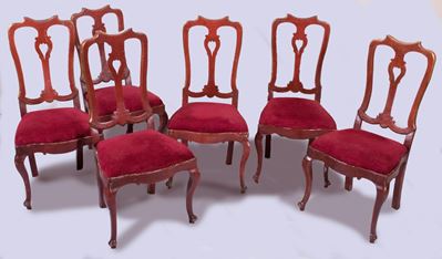 Sei Sedie in Legno Intagliato e Laccato in Rosso Pompeiano con Filetto in Oro